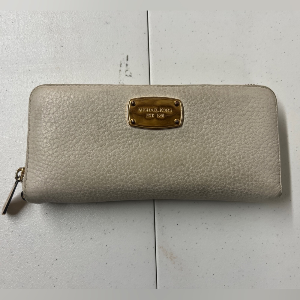 Michael Kors Beige Wallet with Gold Accents